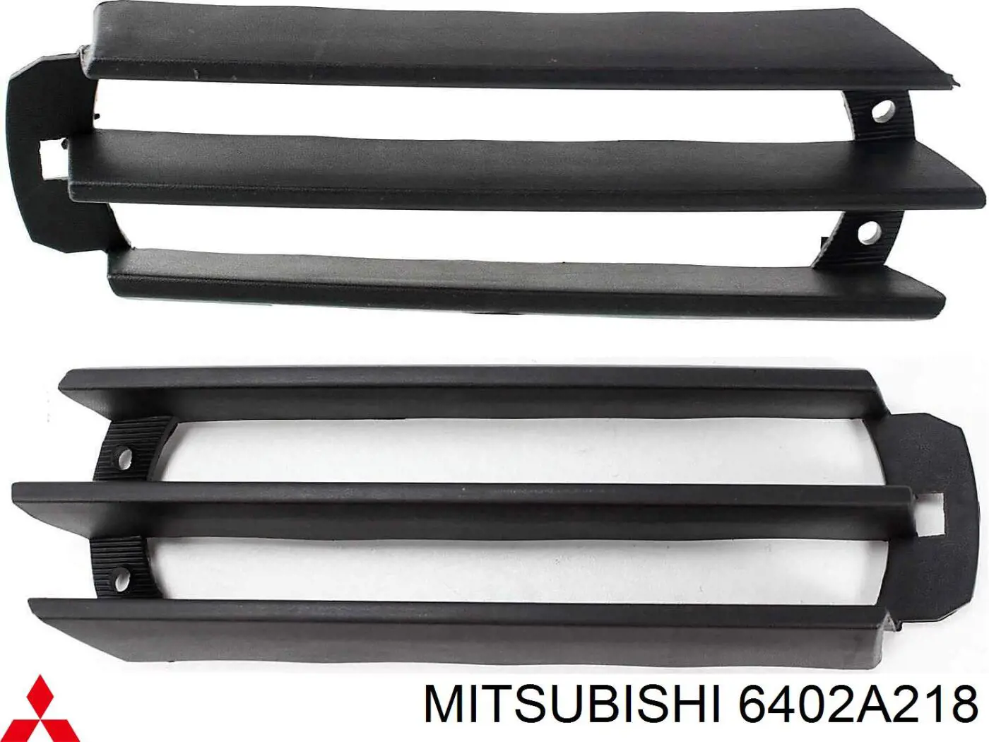 Решітка переднього бампера 6402A218 Mitsubishi