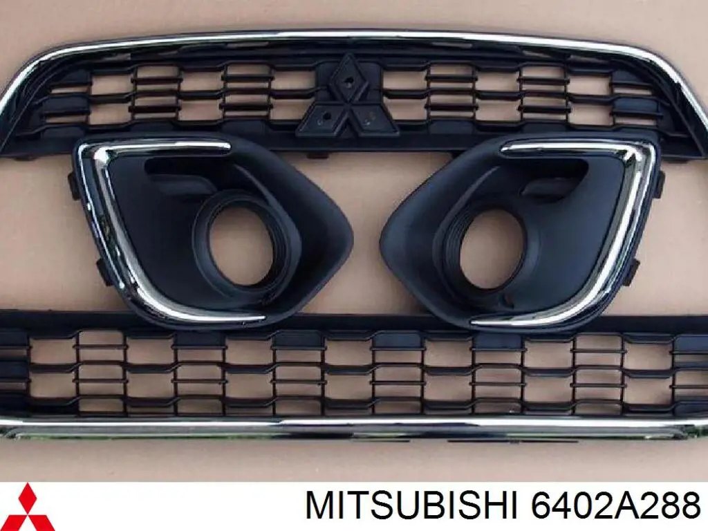 Купити 6402A288 Mitsubishi Решітка переднього бампера, верхня