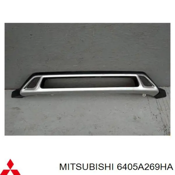 6405A331XA Mitsubishi Накладка бампера переднього