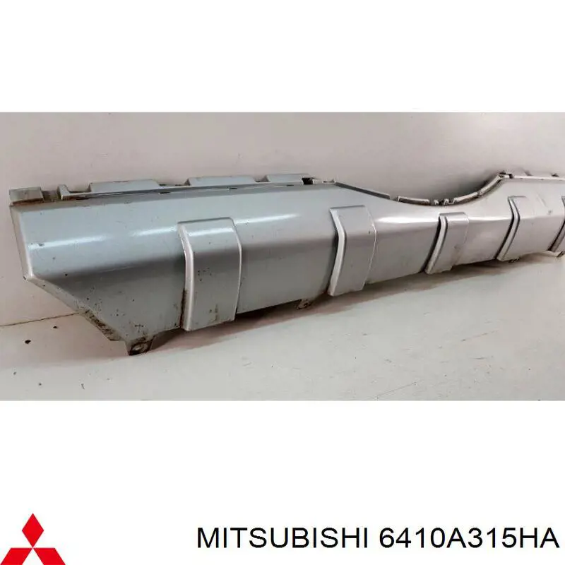 Купити 6410A579 Mitsubishi Бампер задній, центральна частина