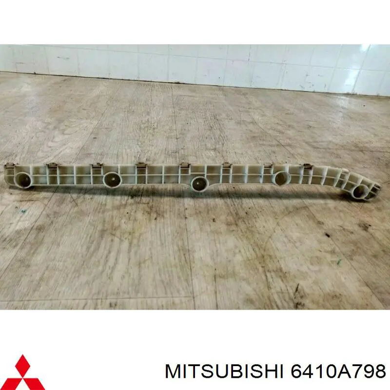 Кронштейн бампера заднього, зовнішній правий Mitsubishi 6410A798 ціна, від 6.63 USD