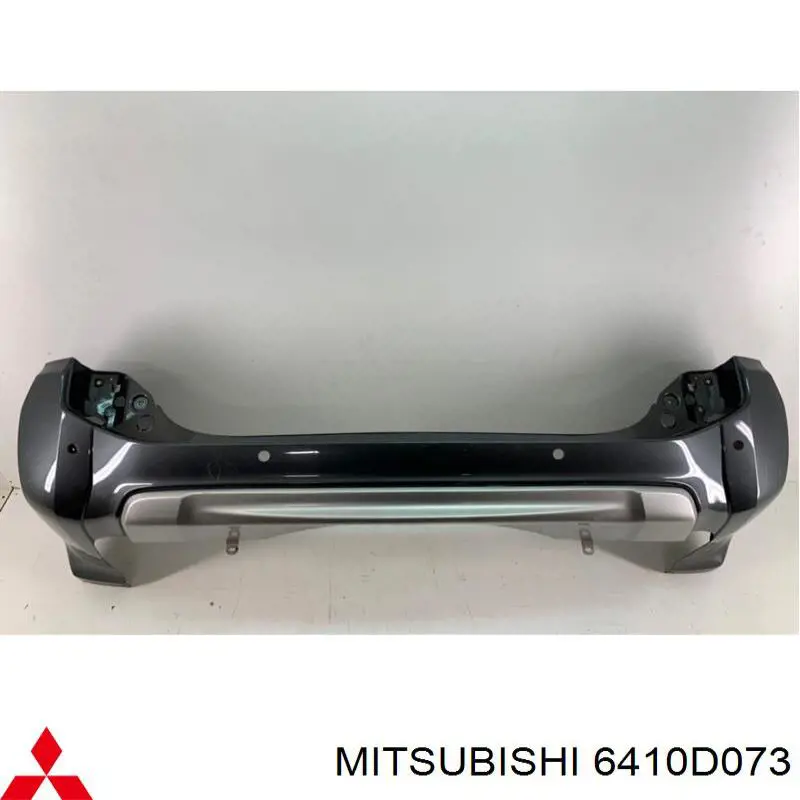 Задній бампер 6410D073 Mitsubishi
