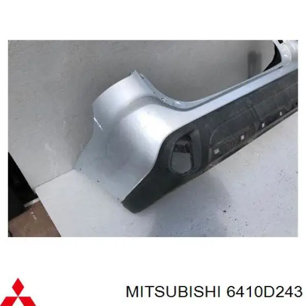 Задній бампер 6410D243 Mitsubishi