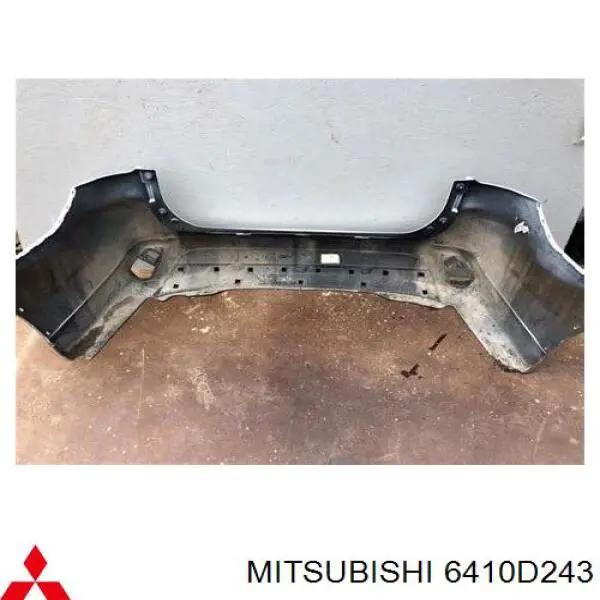 Купити 6410D243 Mitsubishi Задній бампер