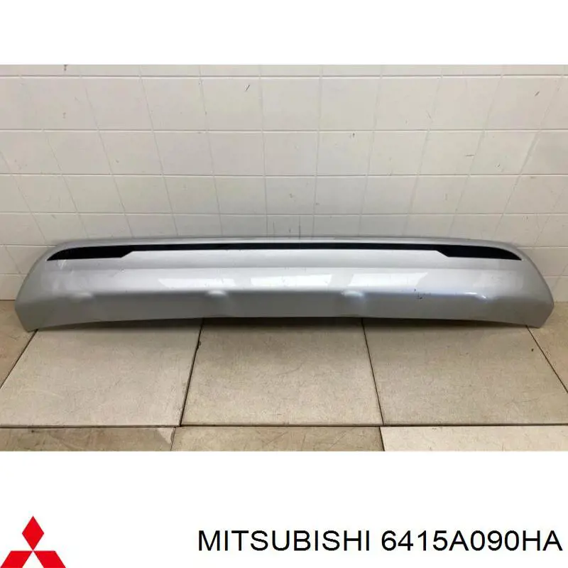 Накладка бампера заднього 6415A090HA Mitsubishi