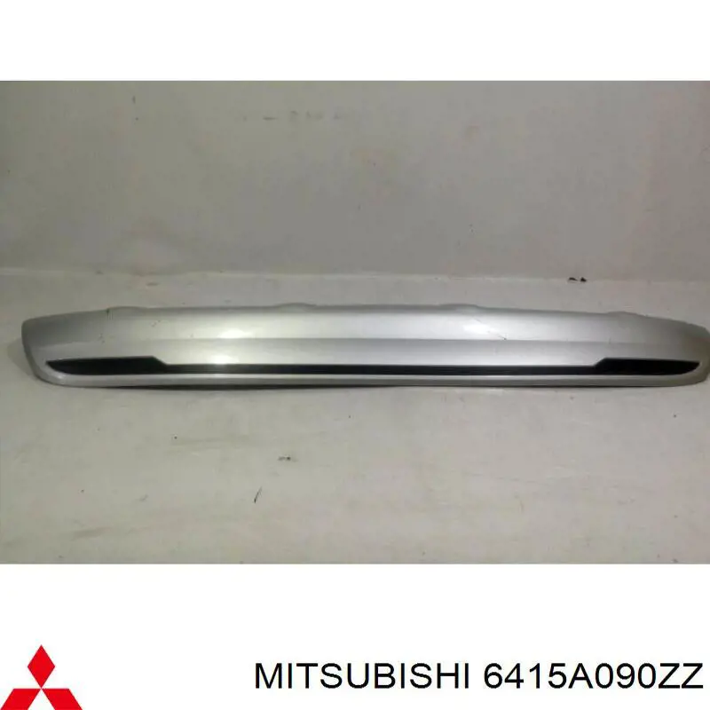 Купити 6415A090ZZ Mitsubishi Накладка бампера заднього