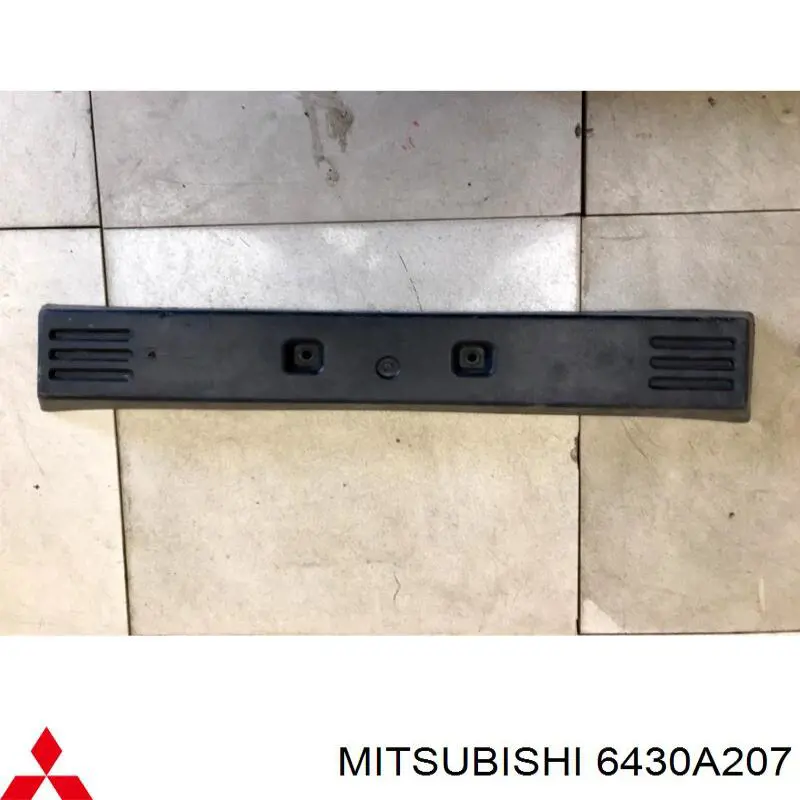 Панель кріплення номерного знака, переднього Mitsubishi L 200 (KA_T, KB_T) (Міцубісі Л200)