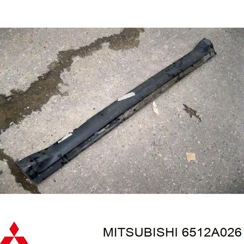 Накладка зовнішня (молдинг) порога, правий Mitsubishi 6512A026 ціна, від 22.80 USD