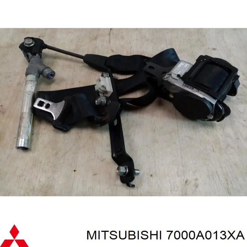 Пасок безпеки передній лівий 7000A013XA Mitsubishi