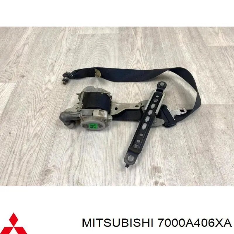 Купити 7000A406XA Mitsubishi Пасок безпеки передній правий