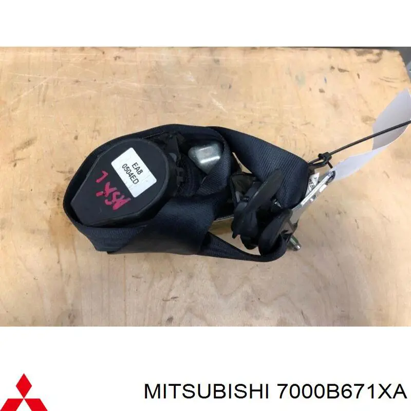 Пасок безпеки передній лівий Mitsubishi 7000B671XA ціна, від 64.36 USD