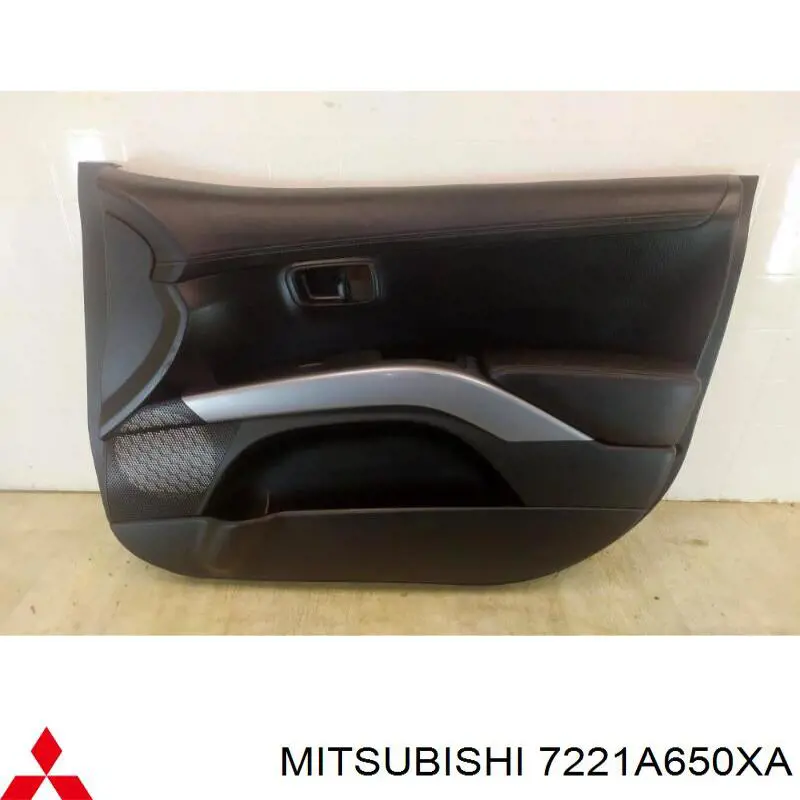 Обшивка-облицювання передньої двері, правою, внутрішня Mitsubishi 7221A650XA ціна, від 31.67 USD