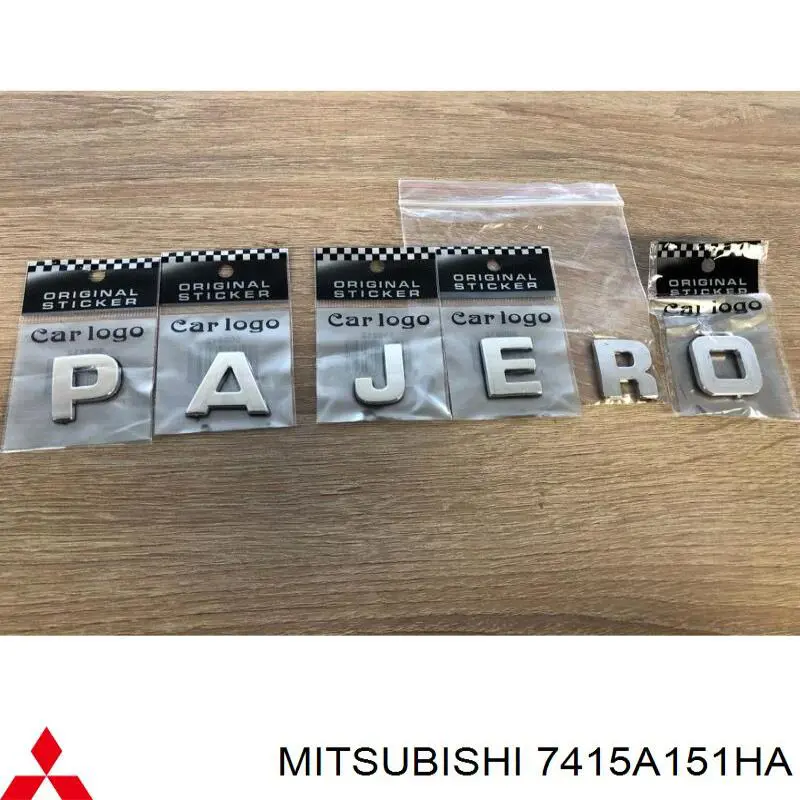Емблема кришки багажника, фірмовий значок Mitsubishi Pajero 4 LONG (V90) (Міцубісі Паджеро)