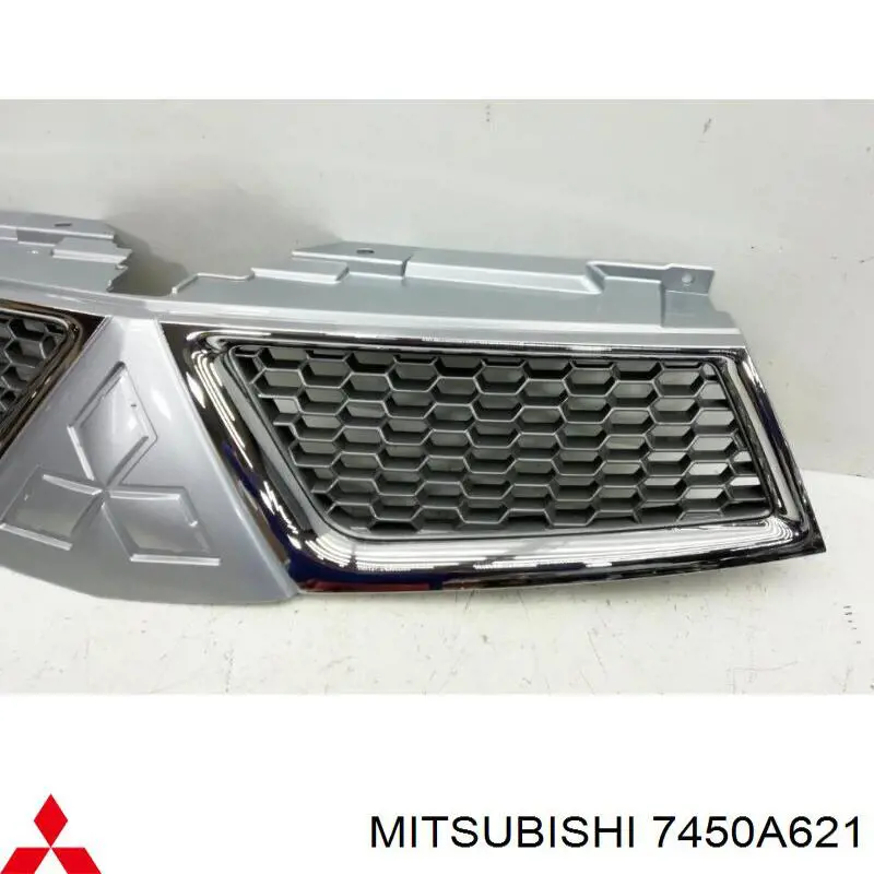 7450A621 Mitsubishi решітка радіатора