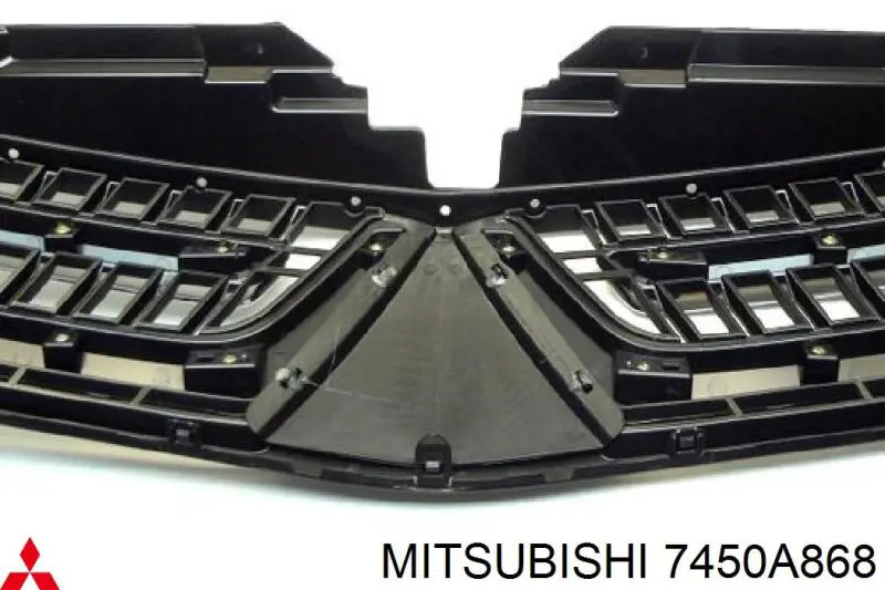 Решетка радиатора на Mitsubishi L200 KA_T, KB_T