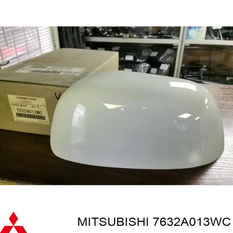 Накладка лівого бокового дзеркала TYC 32300142 ціна, від 20.29 USD