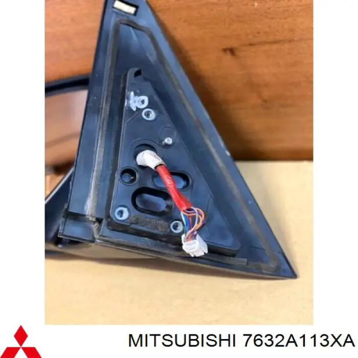 Купити 7632A113XA Mitsubishi Бічне дзеркало заднього виду ліве