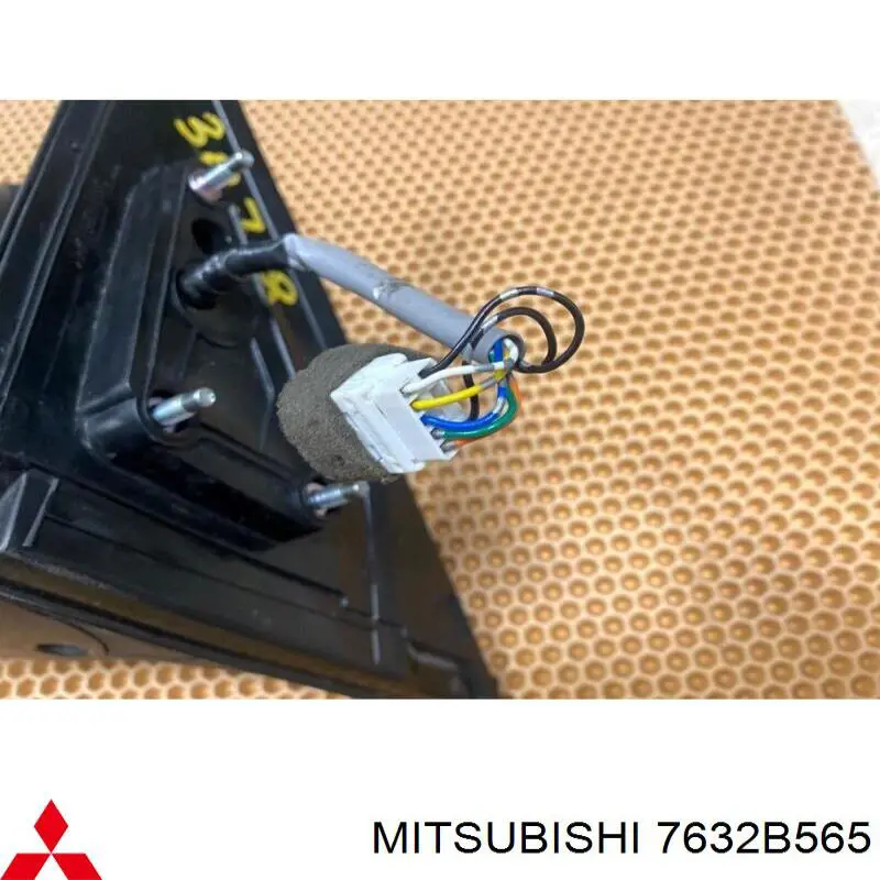 Купити 7632B565 Mitsubishi Бічне дзеркало заднього виду ліве