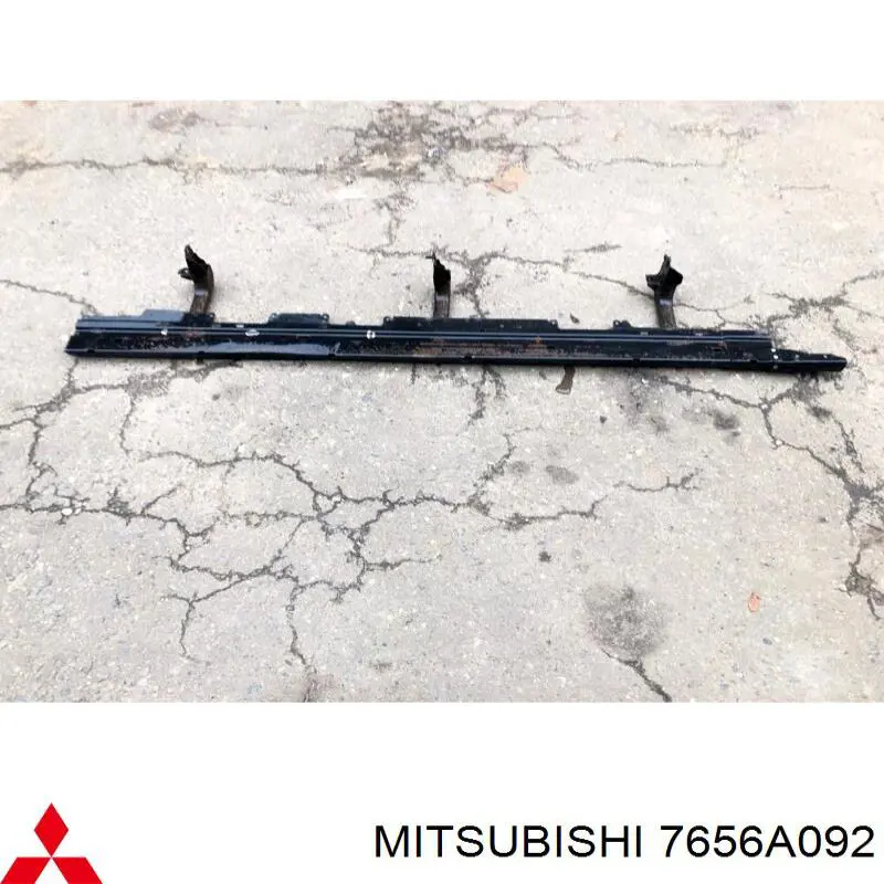 Підніжка права Q-fix Q3760421 ціна, від 3057.46 USD