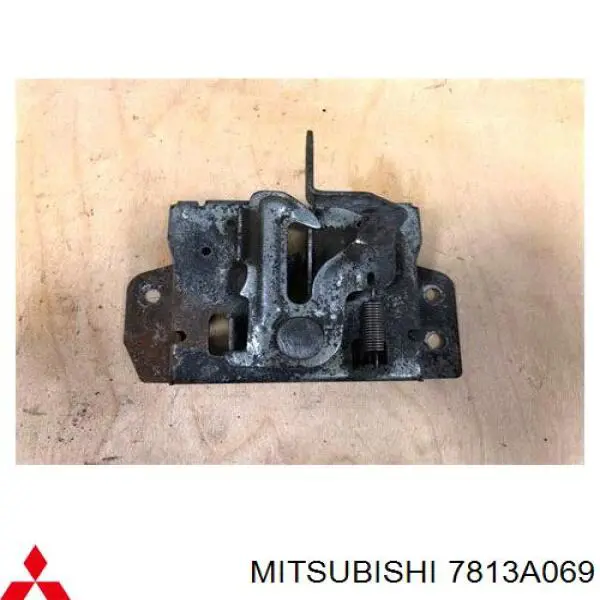 7813A069 Mitsubishi компресор кондиціонера