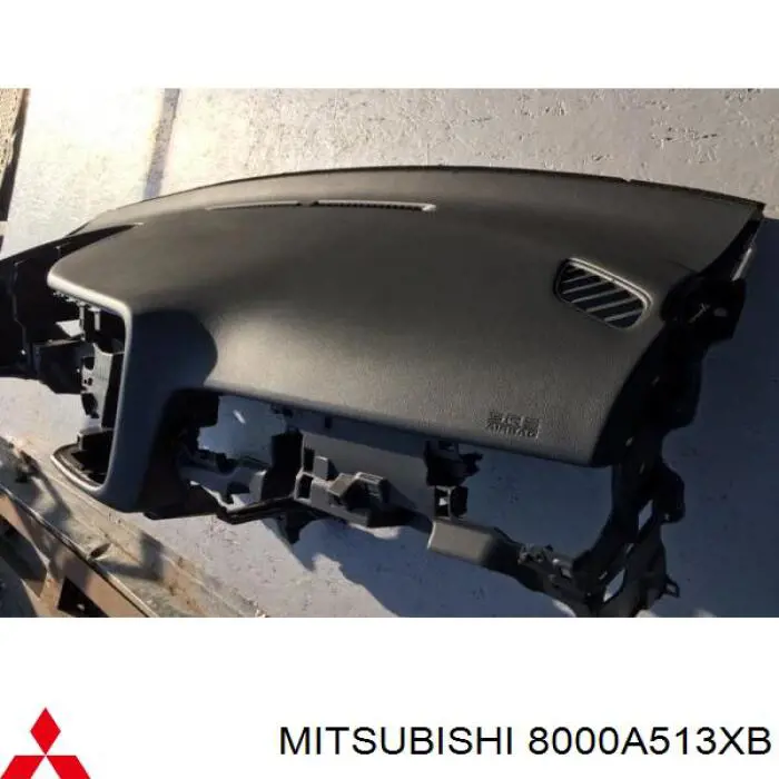 Купити 8000A513XB Mitsubishi Передня панель
