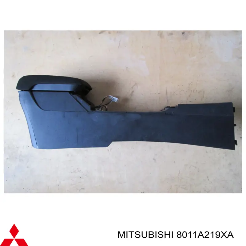 Купити 8011A219XA Mitsubishi Борода торпеди