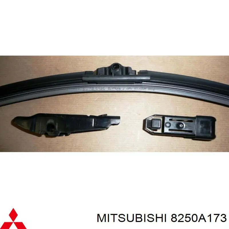 Щітка-двірник лобового скла, водійська 8250A815 Mitsubishi