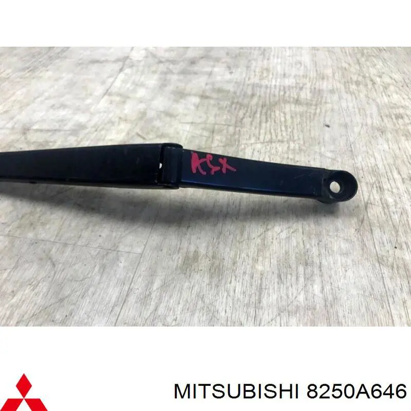 Ричаг склоочисника Mitsubishi Outlander II XL позашляховик (CWW) (2005 - 2012) ціна, від 12.54 USD