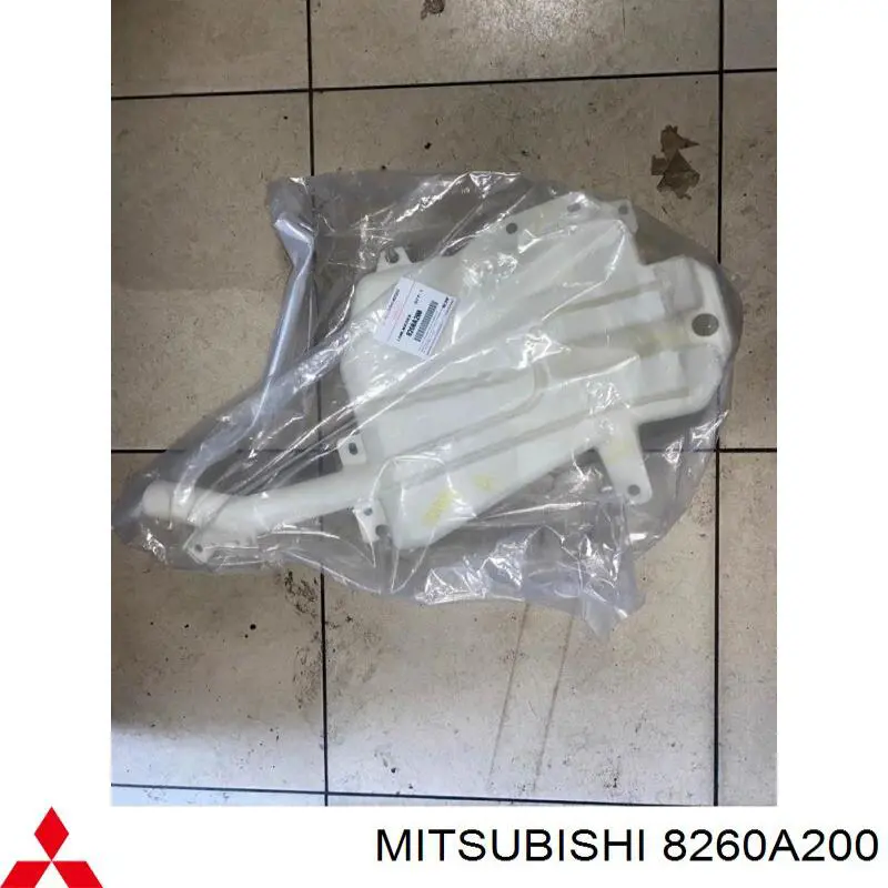 Бачок омивача скла на Mitsubishi L200 (KA_T, KB_T)