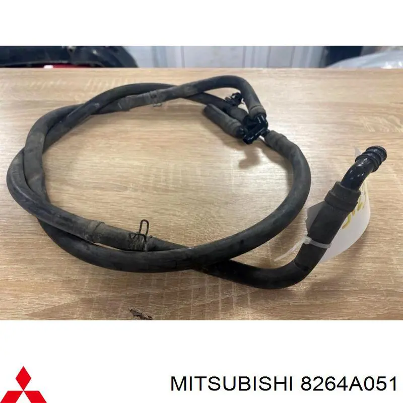 8264A051 Mitsubishi 