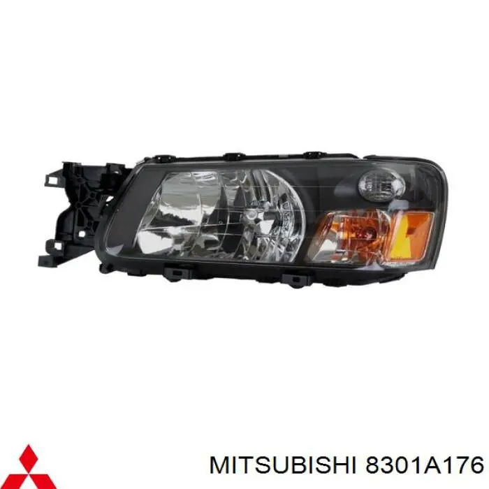 8301A176 Mitsubishi фара права