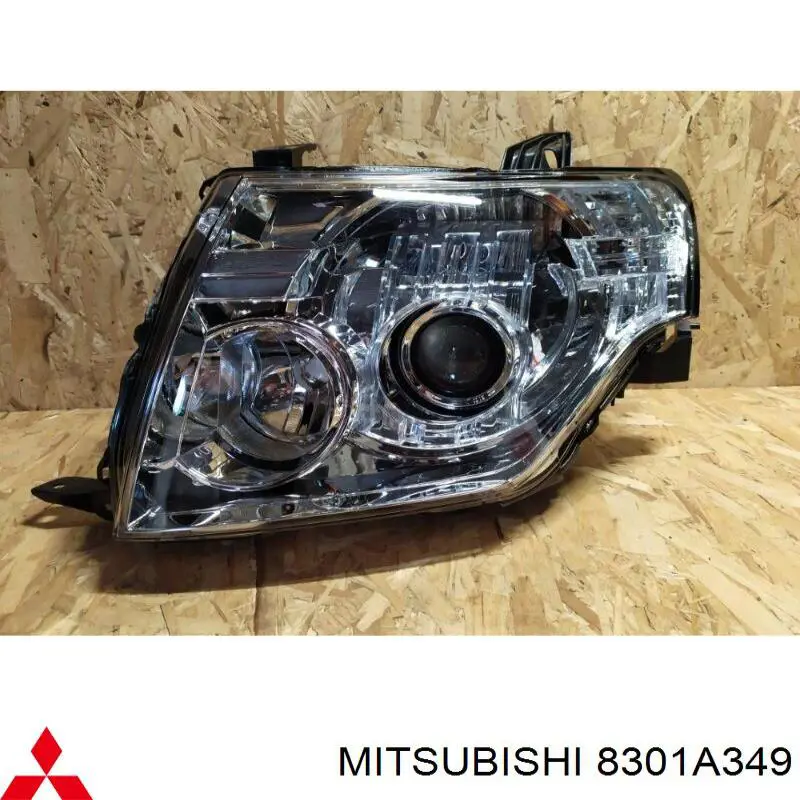 Купити 8301A349 Mitsubishi Фара передня права