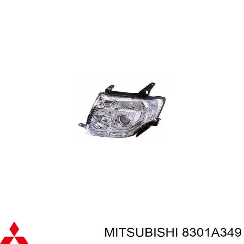 Фара права Mitsubishi Pajero 4 SHORT (V80) (Міцубісі Паджеро)