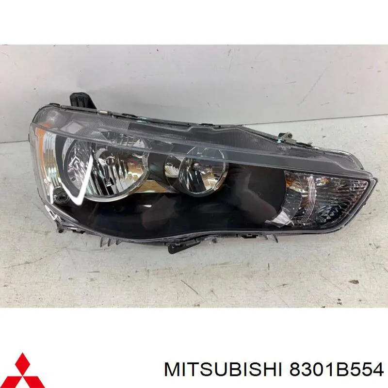 8301B554 Mitsubishi фара права