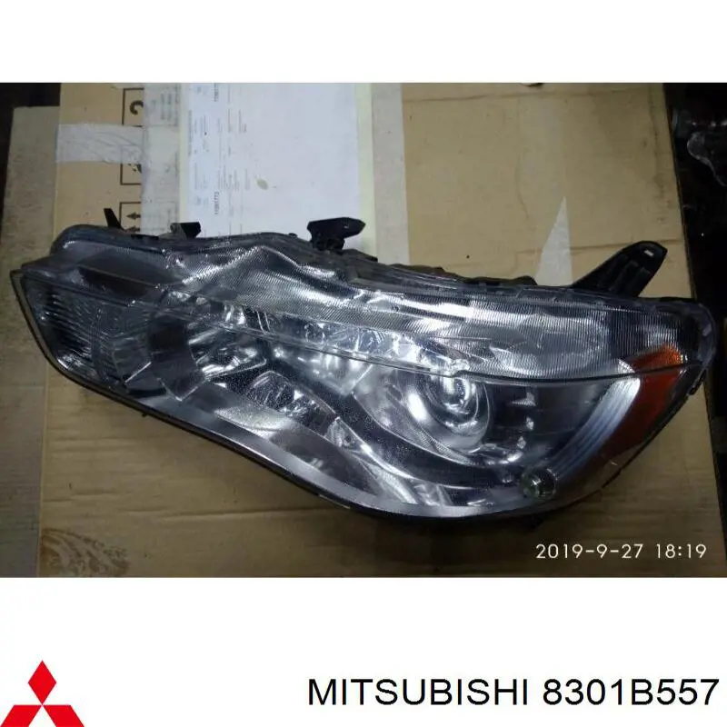 Фари Mitsubishi 8301B557 ціна, від 190.00 USD