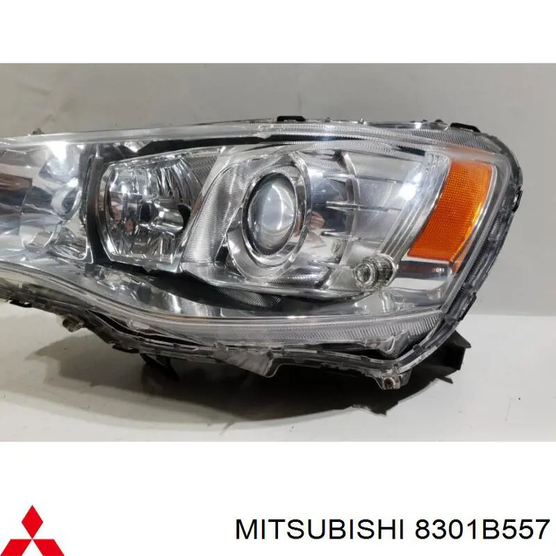 Купити 8301B557 Mitsubishi Основна фара в зборі ліва