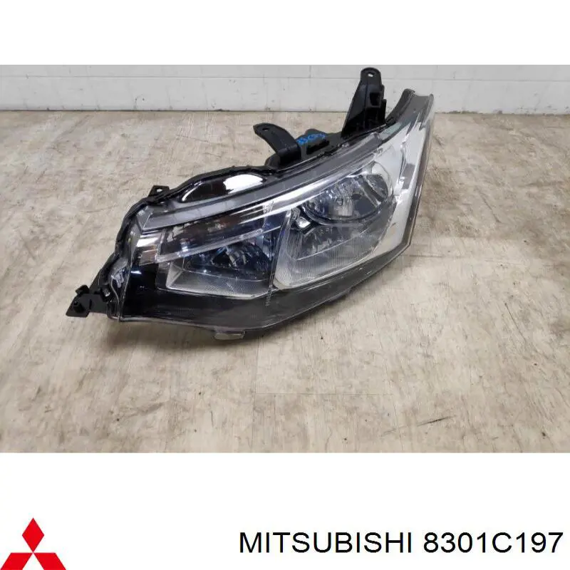 Купити 20F898052B TYC Основна фара в зборі ліва