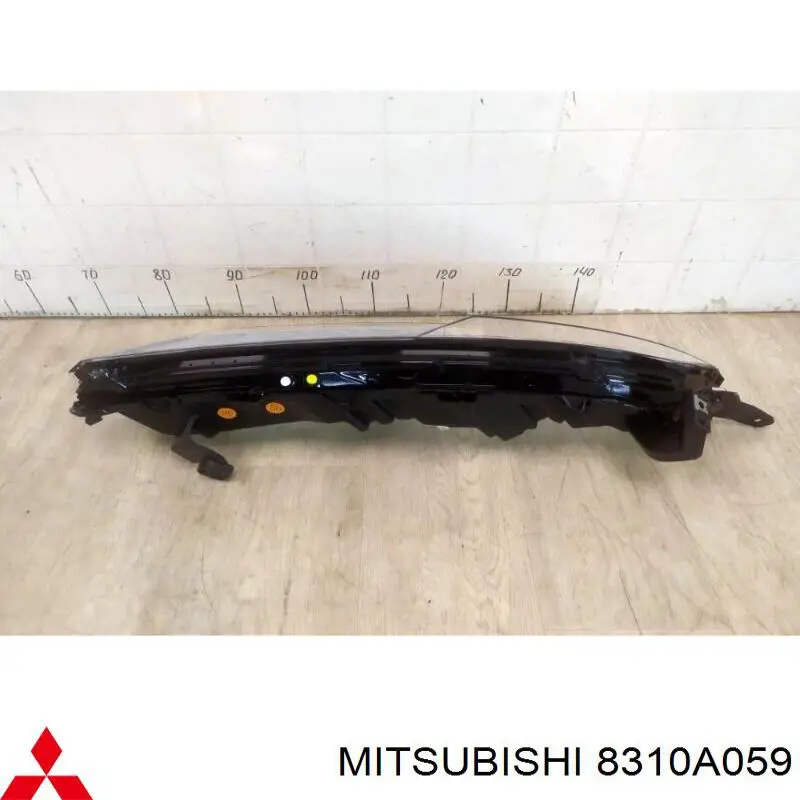 Купити 8310A059 Mitsubishi Фара денного світла, ліва