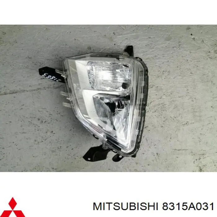 Фара протитуманна, ліва Mitsubishi Eclipse CROSS (GK) (Міцубісі Екліпс)
