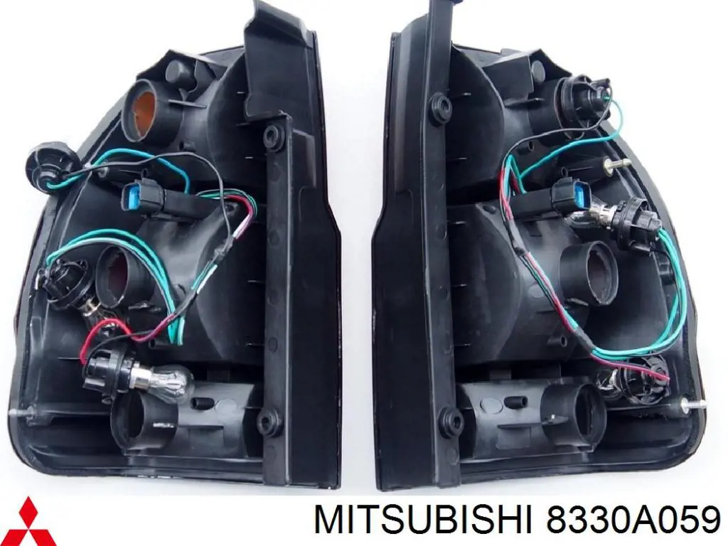 8330A059 Mitsubishi ліхтар задній лівий