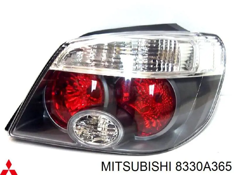 8330A365 Mitsubishi ліхтар задній лівий