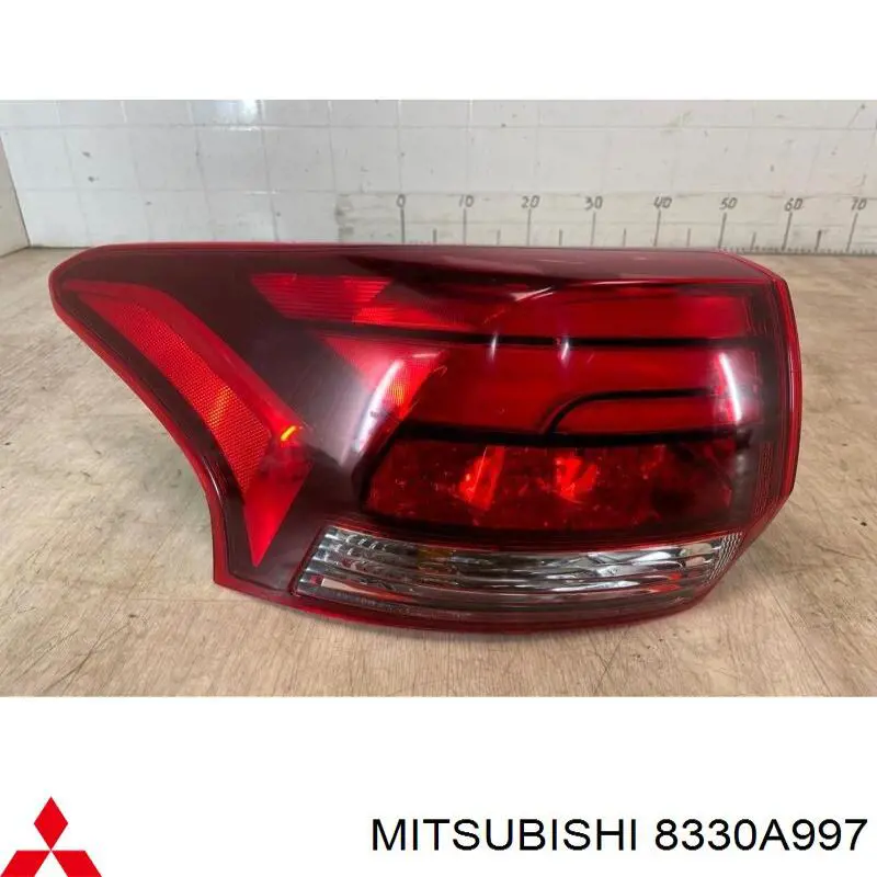 Задня ліва зовнішня фара Depo/Loro/Abakus 21419ADLAE ціна, від 185.64 USD