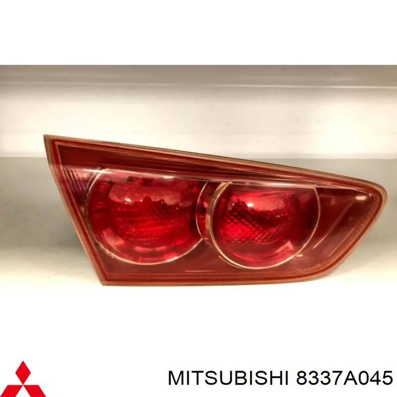 Стоп задній Mitsubishi 8337A045 ціна, від 21.09 USD