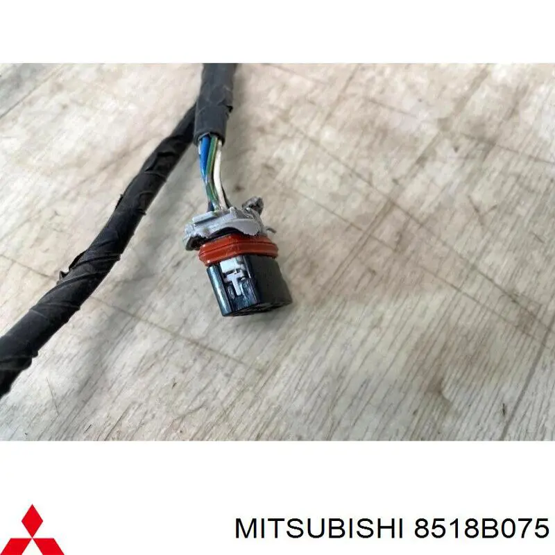 8518B075 Mitsubishi 