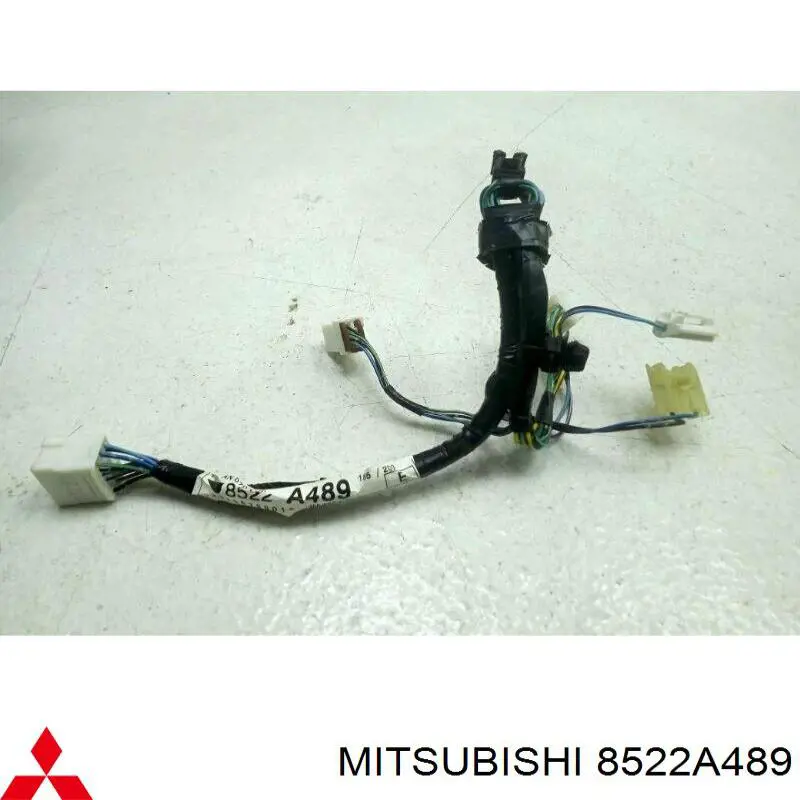 8522A489 Mitsubishi 