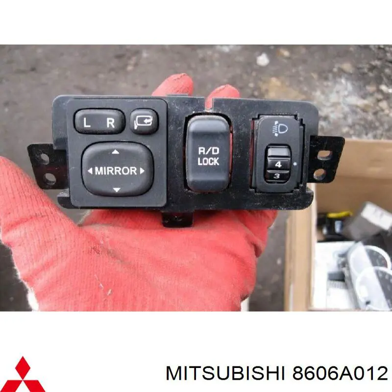 8606A012 Mitsubishi 