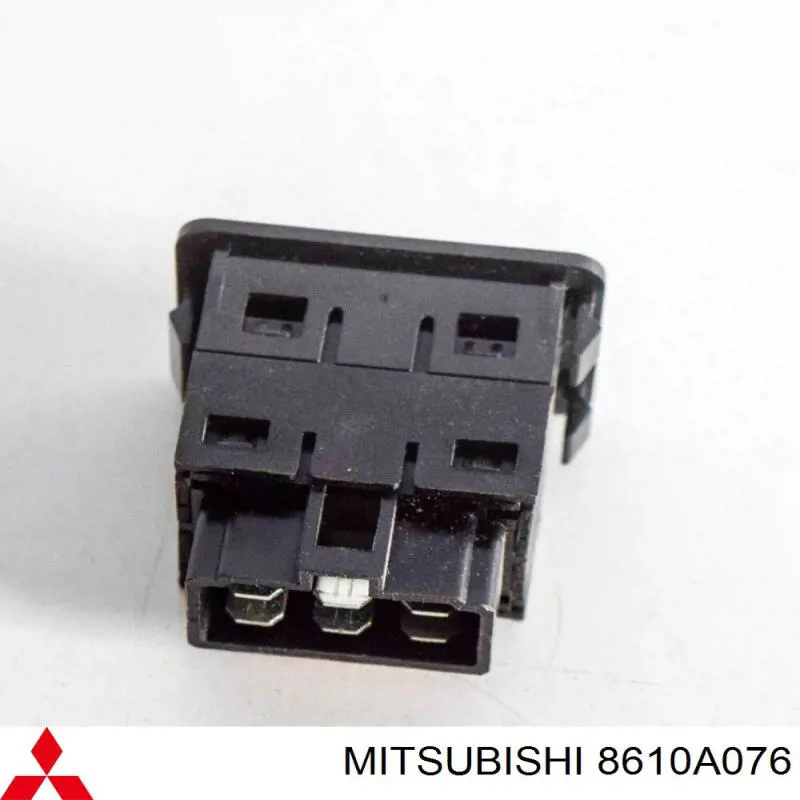  8610A044 Mitsubishi