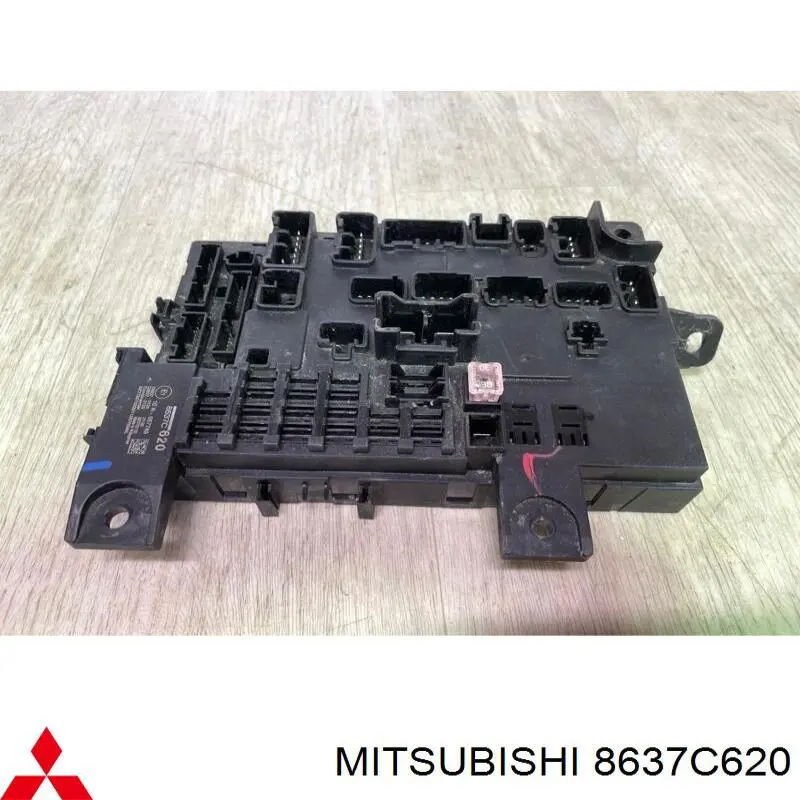 Купити 8637C620 Mitsubishi 