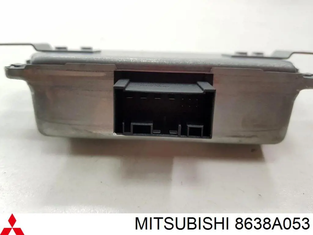 Блок керування центральним замком Mitsubishi 8638A053 ціна, від 18.67 USD