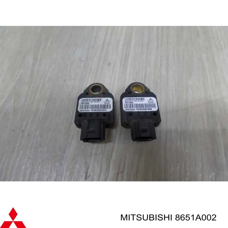 Датчик Ейрбег передній Mitsubishi 8651A002 ціна, від 7.05 USD